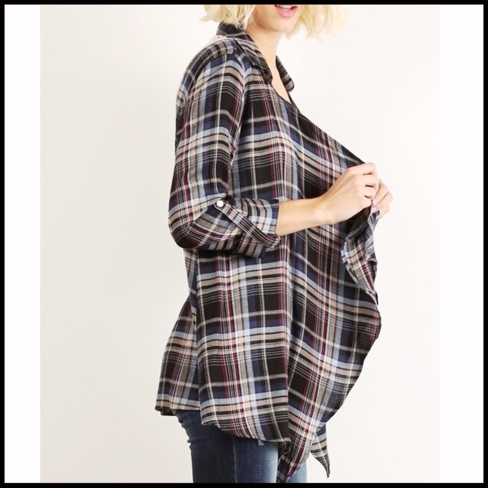 Waterfall Plaid Cardi Top - Picture 2 of 8